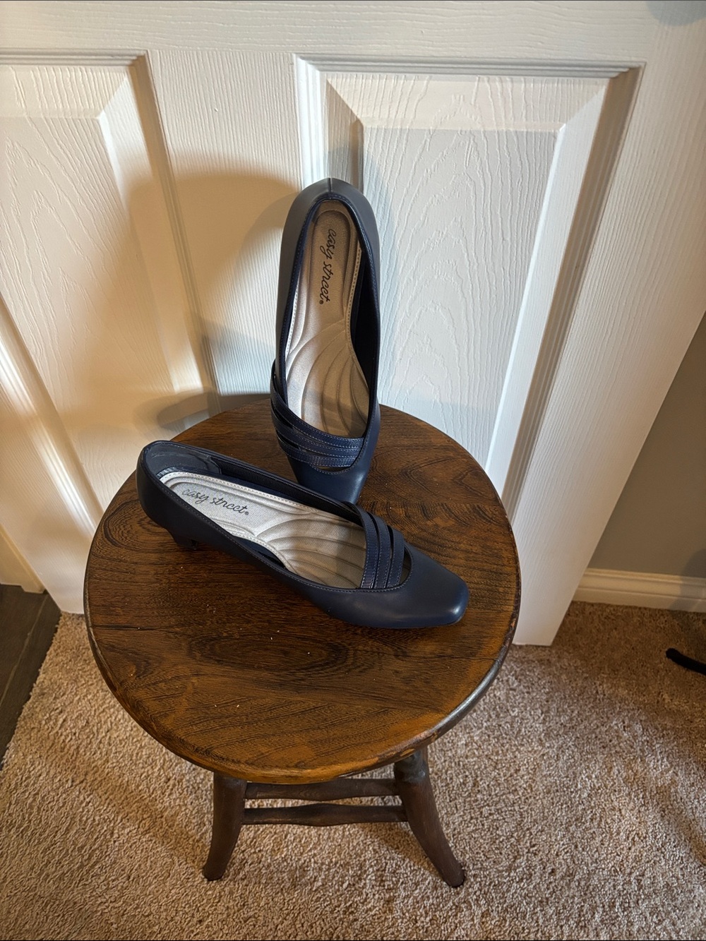 easy street navy low-heel braided pump 8.5m